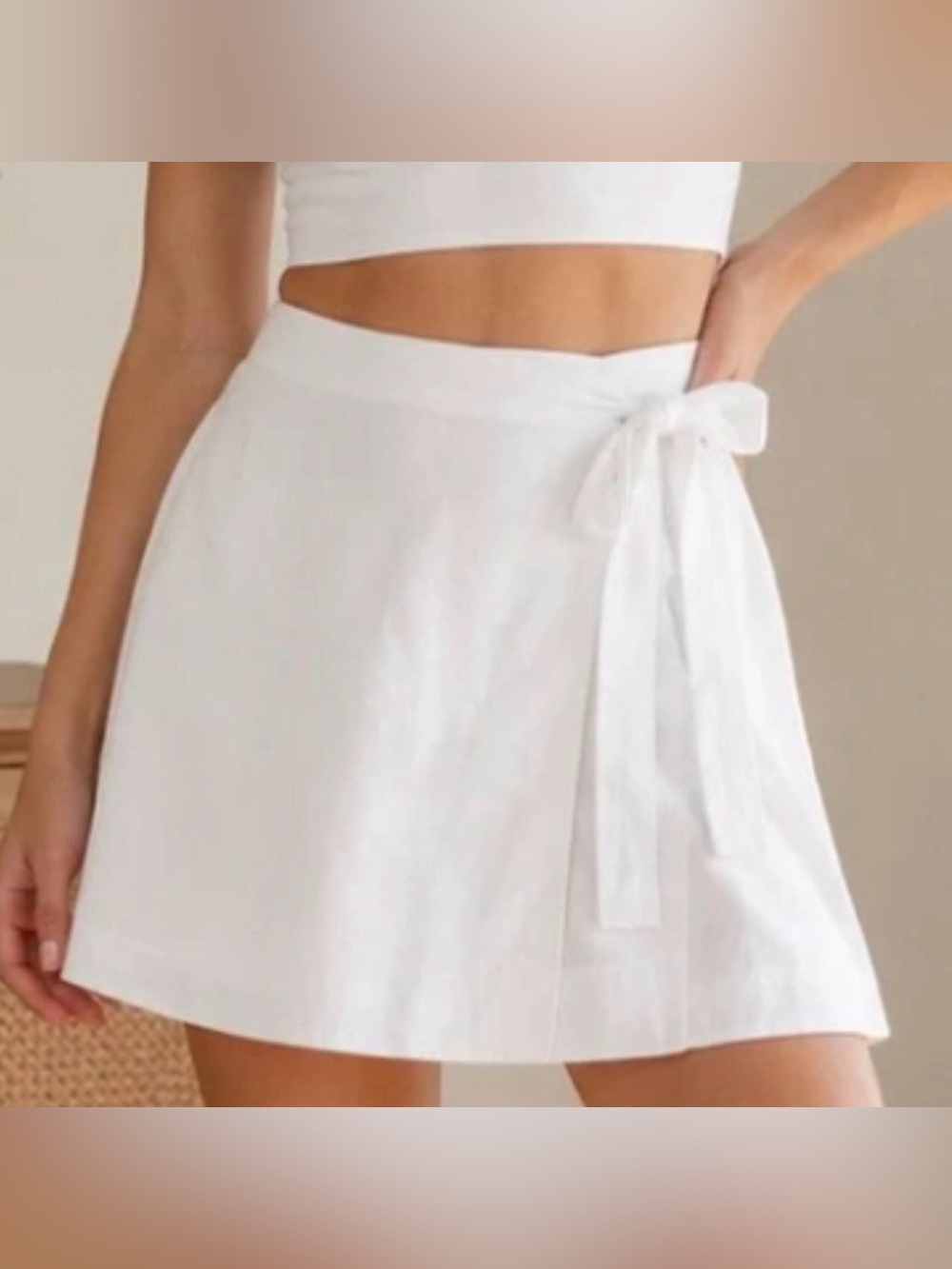 NWOT A New Day White Wrap Side-Tie Mini-Skirt in Women's US Size M